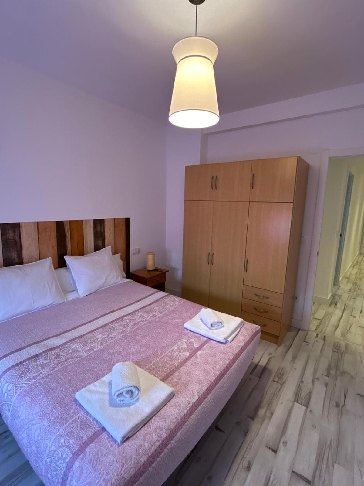 Apartamentos El Conde Санто-Доминго-де-ла-Кальсада Экстерьер фото